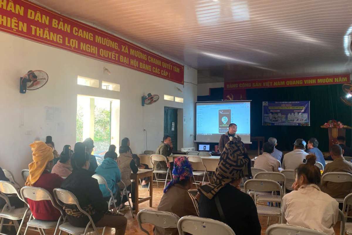 Hội thảo hướng dẫn sử dụng phân bón hữu cơ & thuốc bvtv sinh học