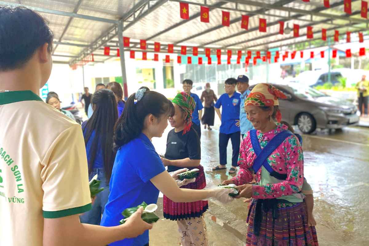 Chung tay xây dựng cộng đồng nhân ái